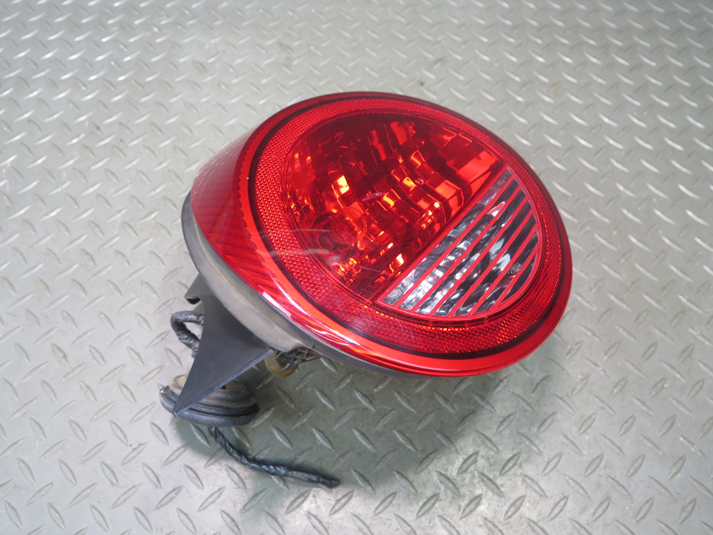 02-05 Ford Thunderbird Rear Right Tail Light Lamp OEM