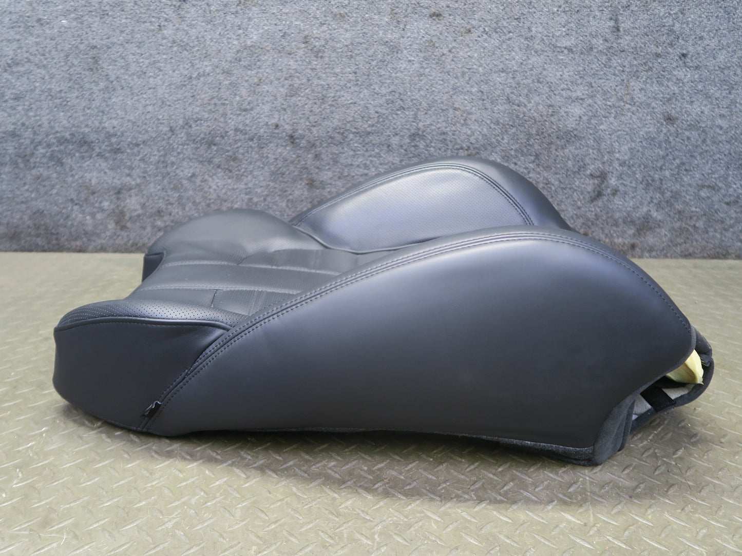 2014-2017 Range Rover Sport L494 Front Right Seat Upper Backrest Leather Cushion