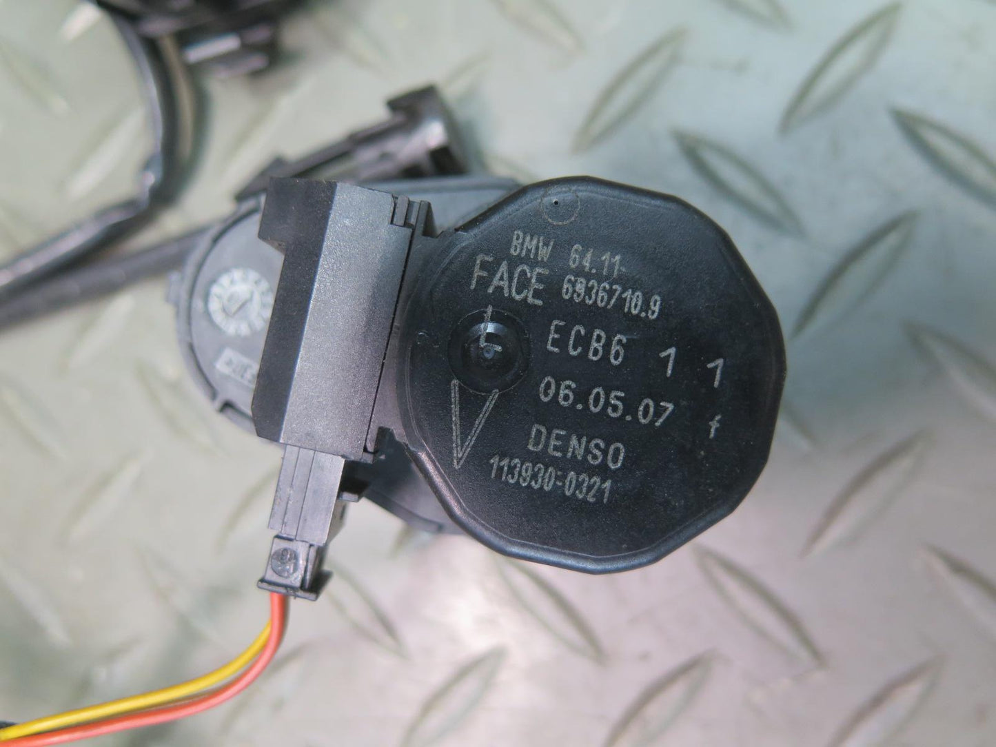 03-08 BMW E86 E85 Z4 A/C Heater Flap Door Actuator Motor w Wiring Set OEM