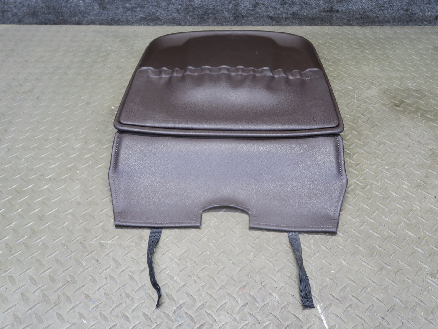 2011-2018 Porsche Cayenne 958 Front Left Driver Side Seat Back Panel Cover Trim