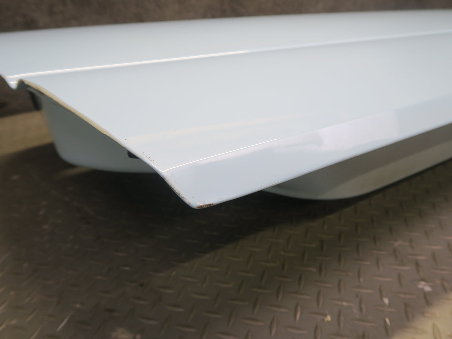 02-05 Ford Thunderbird Right Door Shell Panel Robins EGG Blue 33K Miles OEM