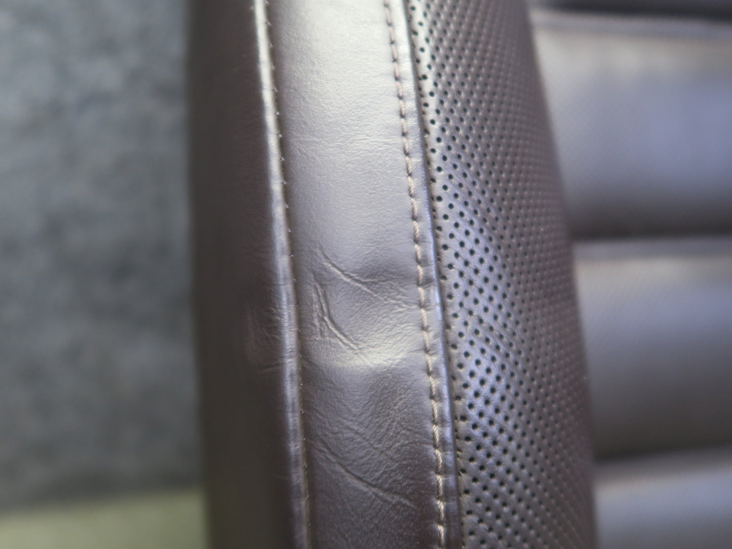 2011-2018 Porsche Cayenne 958 Front Right Upper Heated Vented Leather Cushion