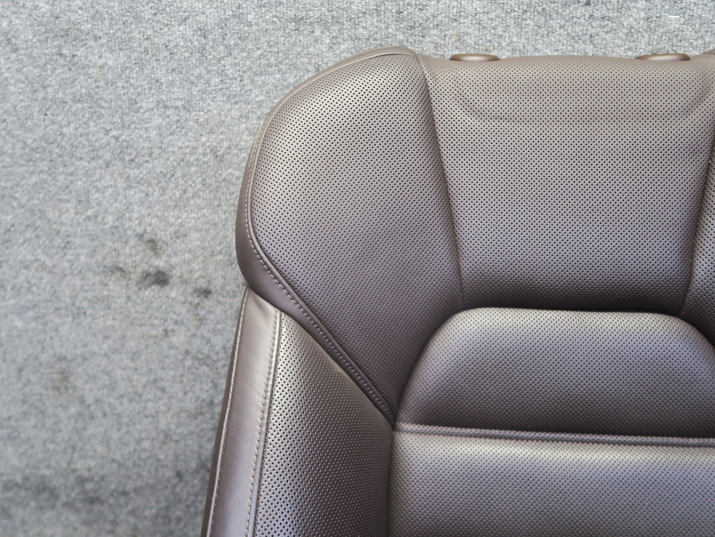 2011-2018 Porsche Cayenne 958 Front Right Upper Heated Vented Leather Cushion