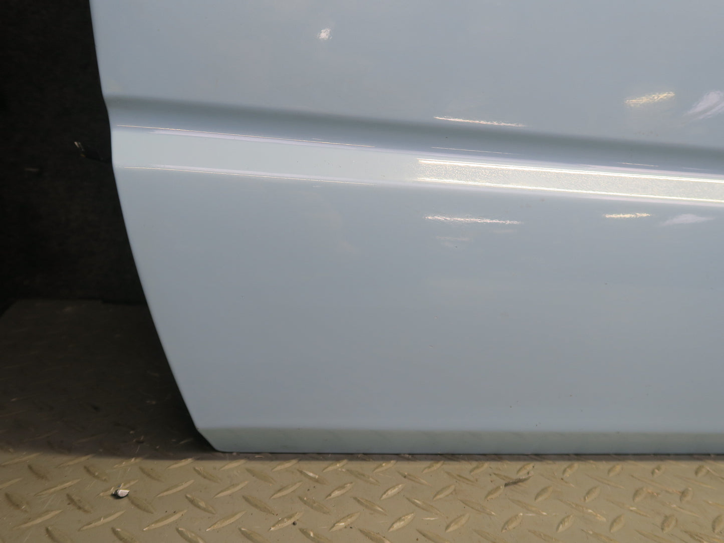 02-05 Ford Thunderbird Left Door Shell Panel Robins EGG Blue 33k Miles OEM