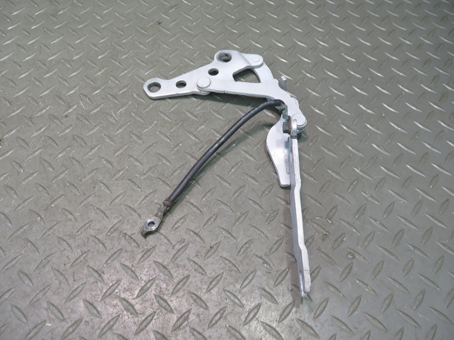 03-08 BMW E86 E85 Z4 Set of 2 Front Left & Right Hood Bonnet Hinge Silver OEM