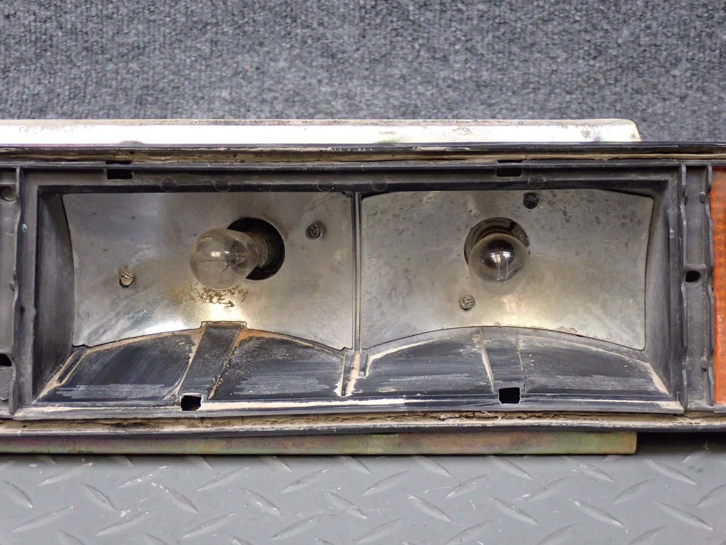 84-85 Mazda RX7 FB Rear Right Tail Light Lamp w Bracket Mount & Seals Damaged