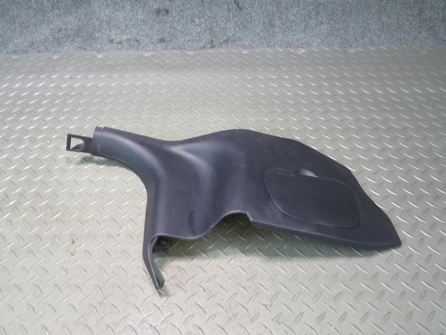 02-05 Ford Thunderbird Set of 2 Front Left & Right Kick Trim Cover Panel OEM