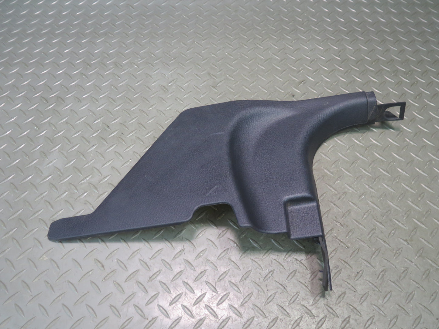 02-05 Ford Thunderbird Set of 2 Front Left & Right Kick Trim Cover Panel OEM
