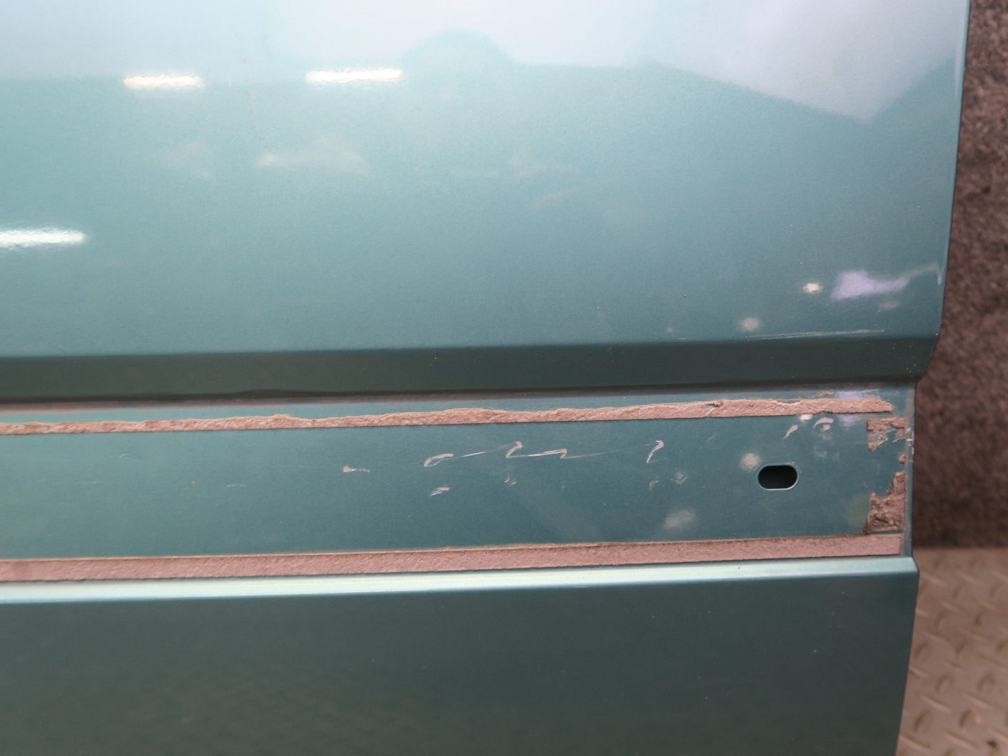 96-98 Nissan Stagea WGC34 Front Left Door Shell Panel Emerald Green OEM