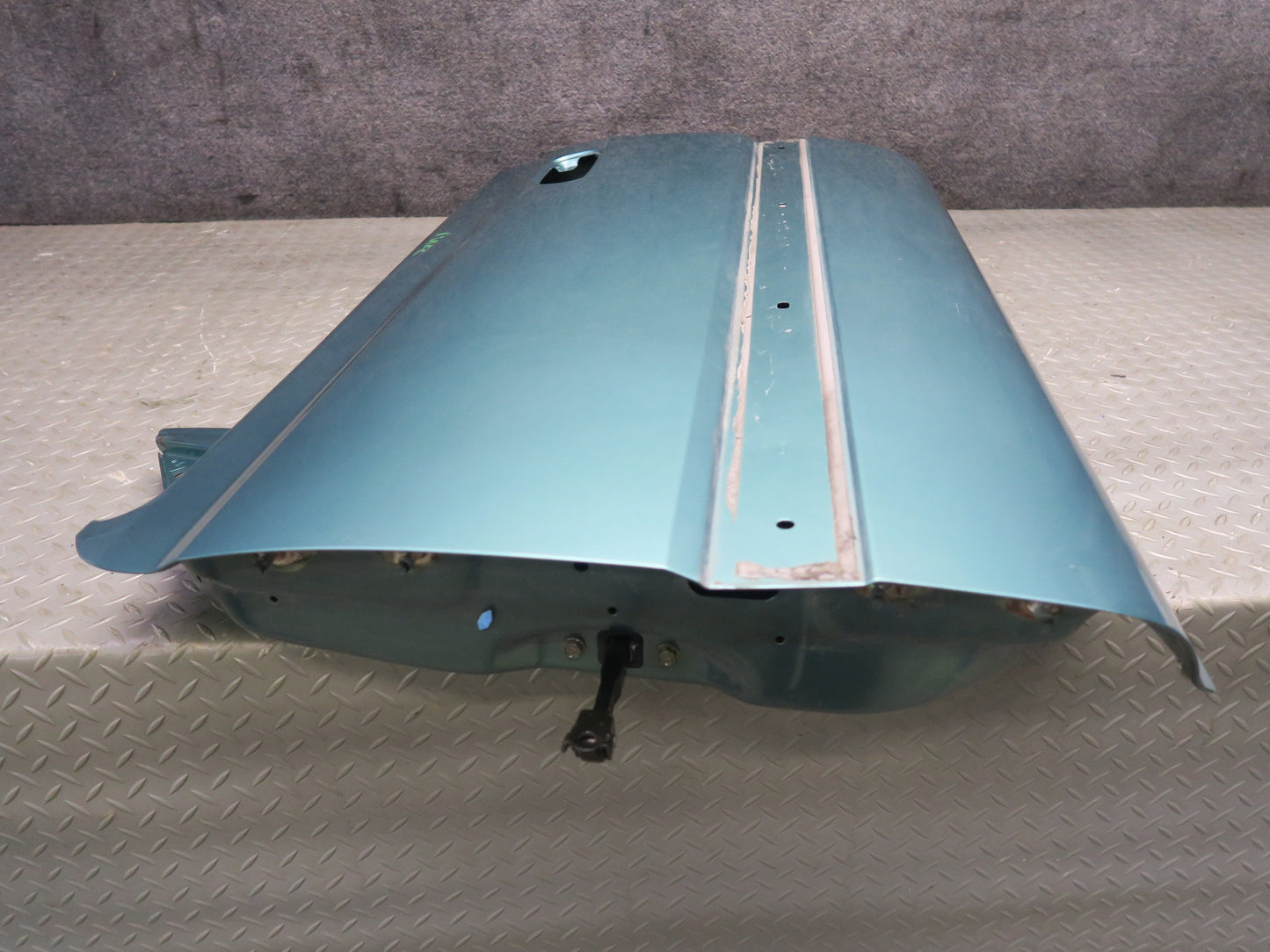 96-98 Nissan Stagea WGC34 Front Left Door Shell Panel Emerald Green OEM