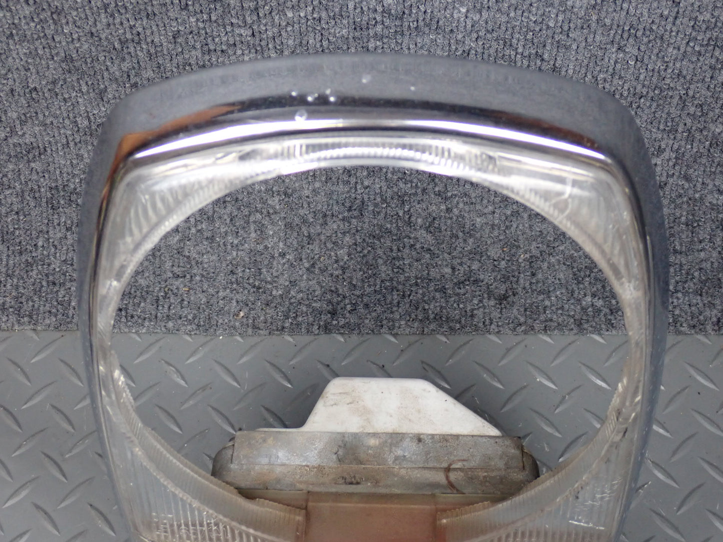 75-76 Mercedes W115 300D Front Left Headlight Trim Bezel w Turn Light OEM