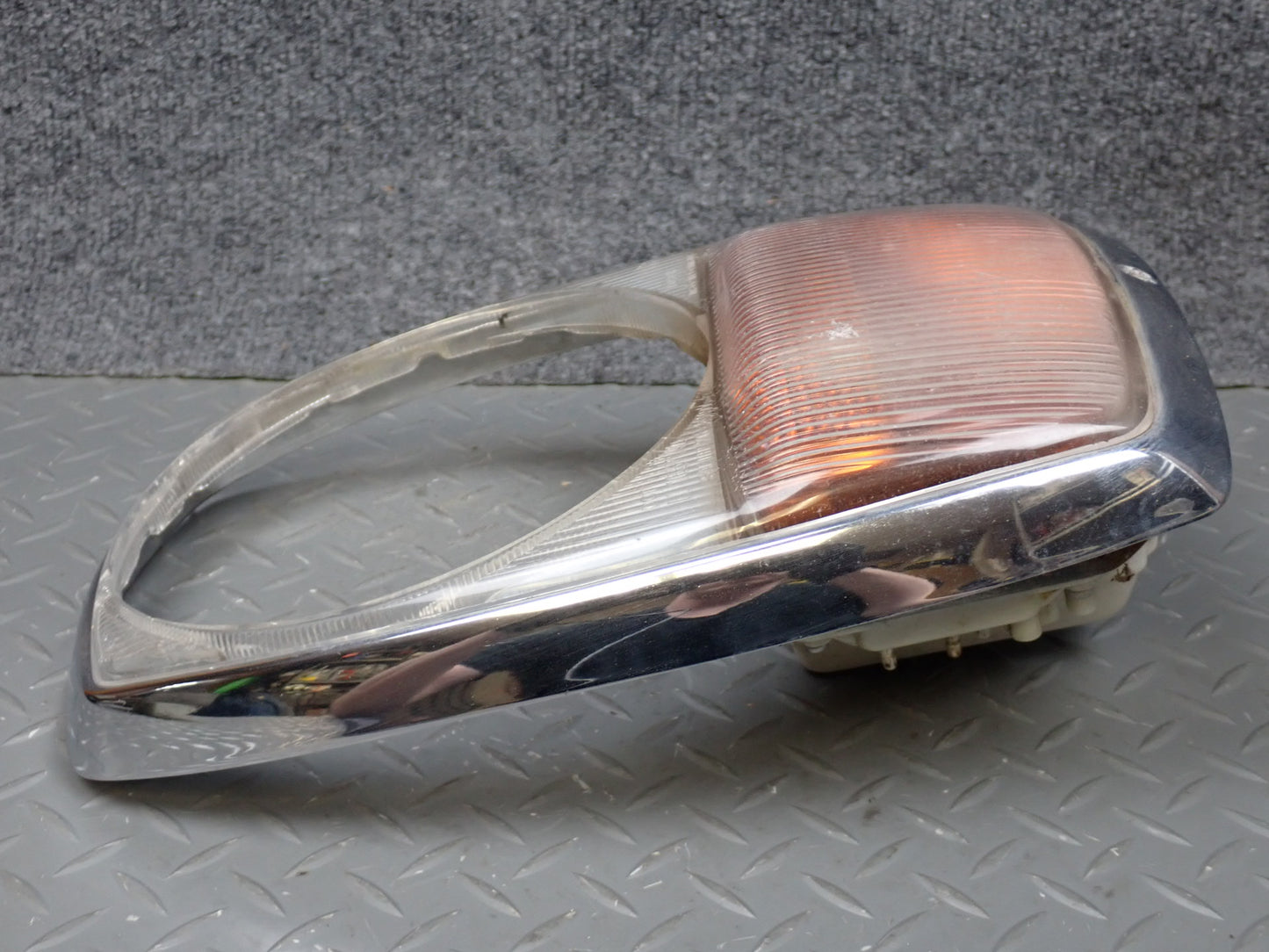 75-76 Mercedes W115 300D Front Left Headlight Trim Bezel w Turn Light OEM
