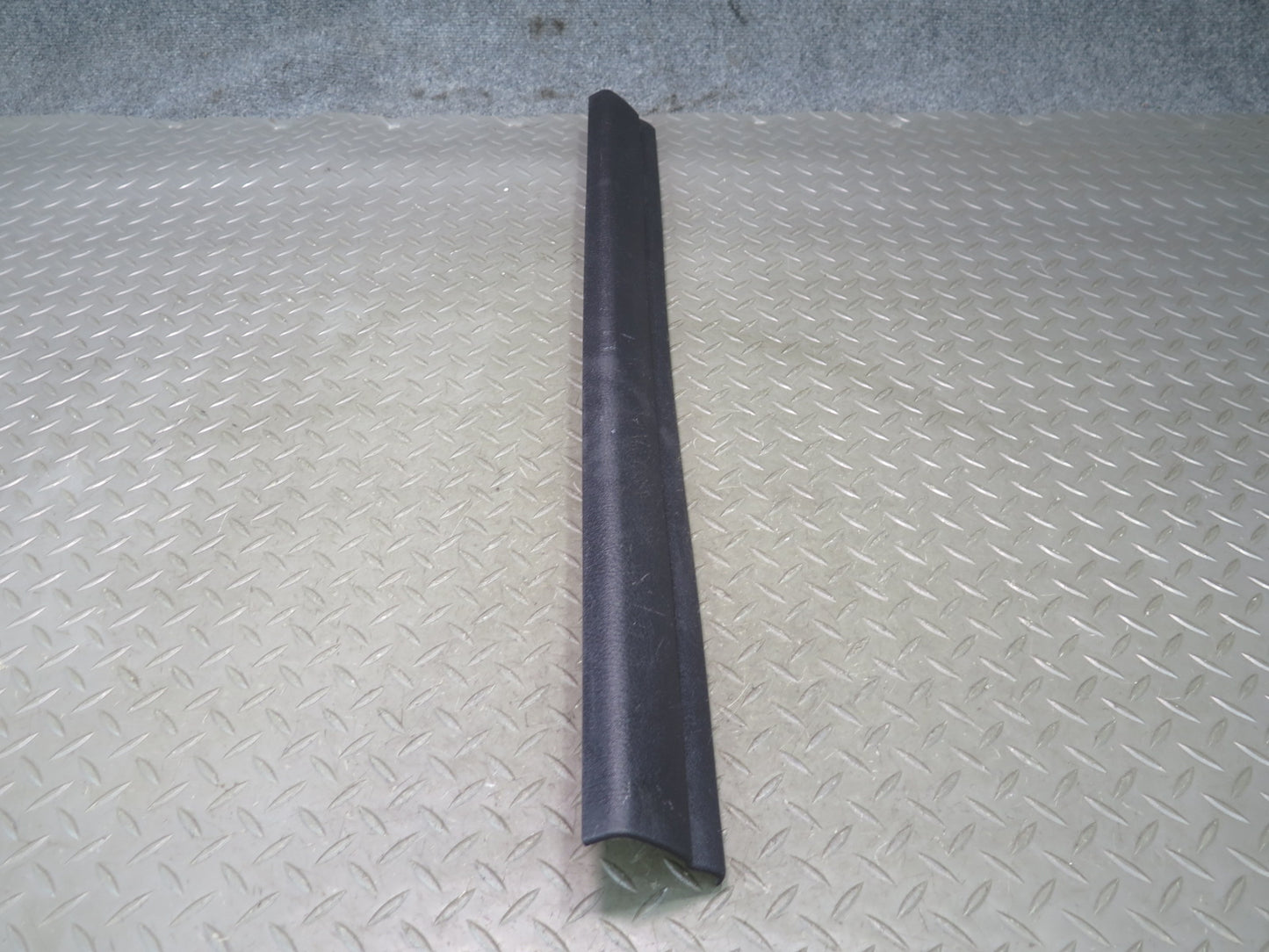 02-05 Ford Thunderbird Set of 2 Door Inner Scuff Sill Plate Trim Panel OEM
