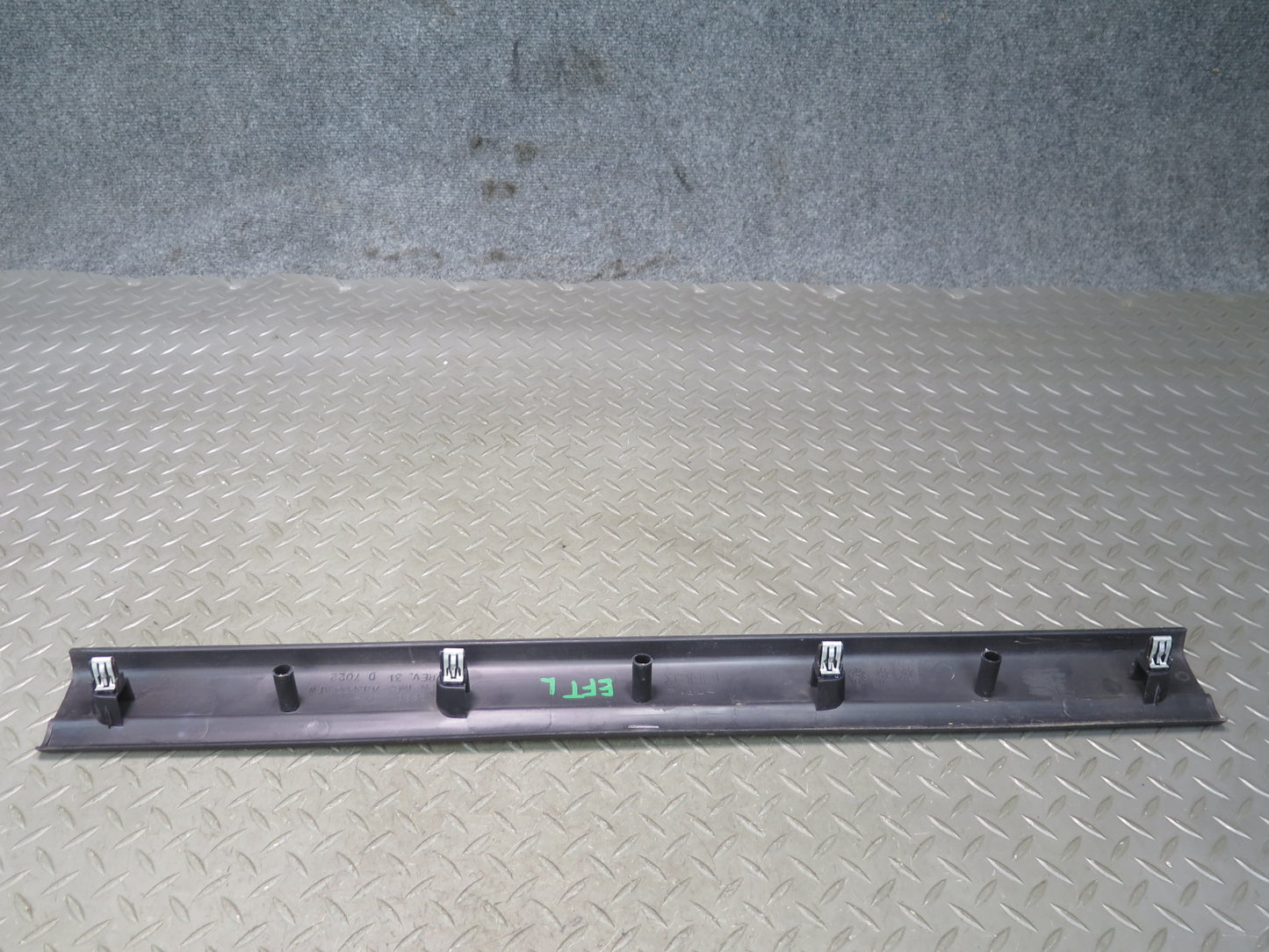 02-05 Ford Thunderbird Set of 2 Door Inner Scuff Sill Plate Trim Panel OEM