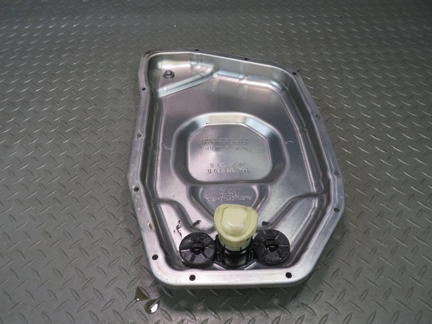 09-12 Audi 8T S5 4.2L LMJ A/T Automatic Transmission Oil Pan OEM