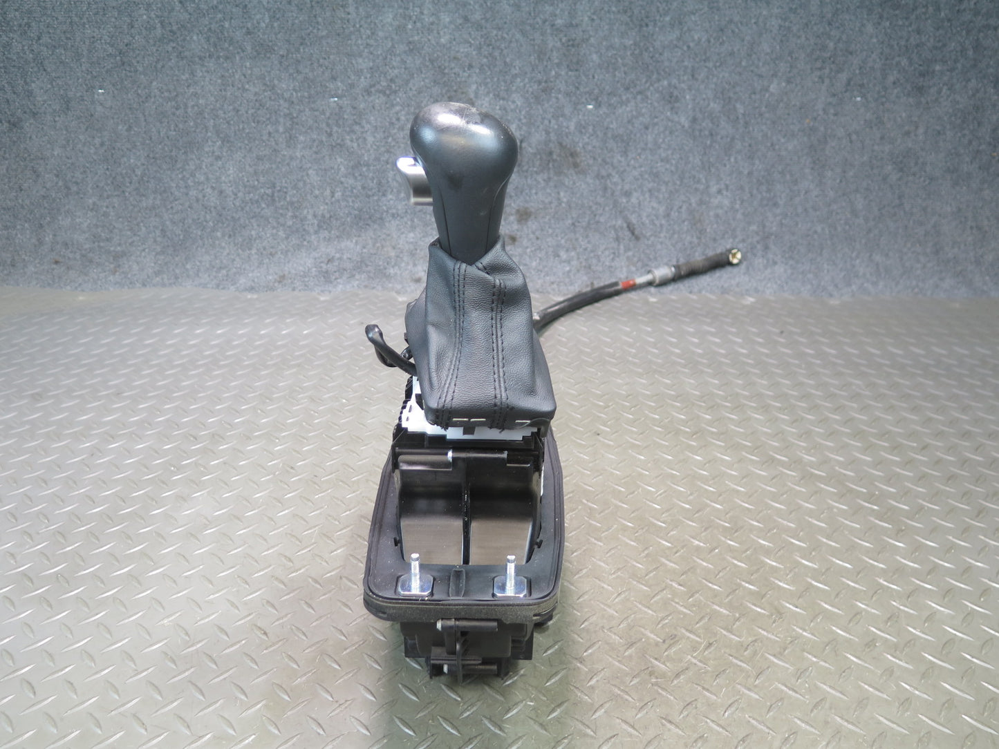 08-12 Audi B8 A5 S5 A/T Automatic Transmission Gear Shifter Selector OEM
