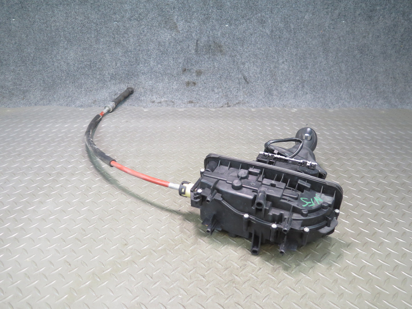 08-12 Audi B8 A5 S5 A/T Automatic Transmission Gear Shifter Selector OEM
