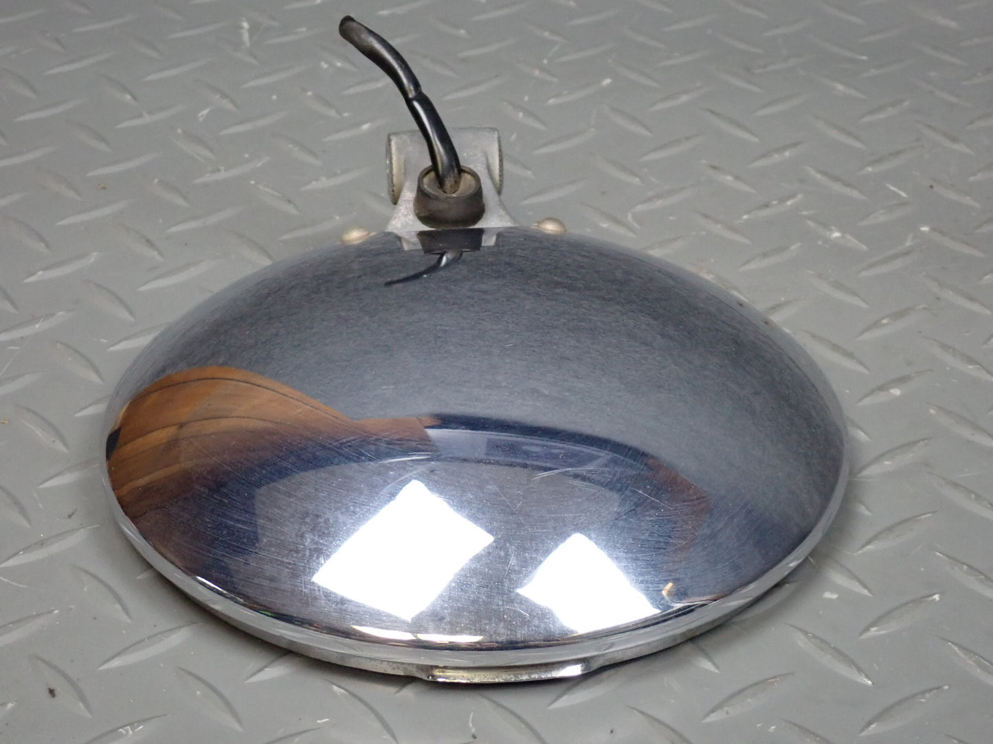 75-76 Mercedes W115 300D Front Right Headlight Lamp w Bezel OEM
