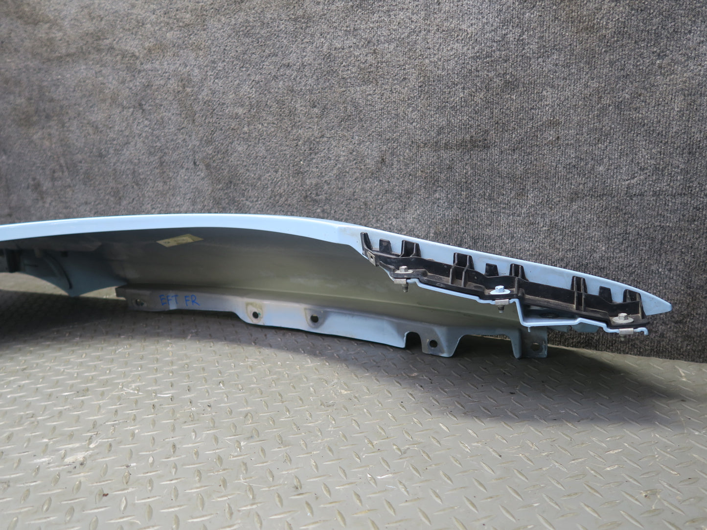 02-05 Ford Thunderbird Front Right Fender Shell Panel Cover Robins EGG Blue OEM