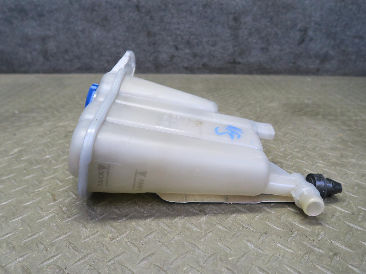 08-12 Audi 8T S5 4.2L Engine Coolant Expansion Overflow Reservoir Tank OEM