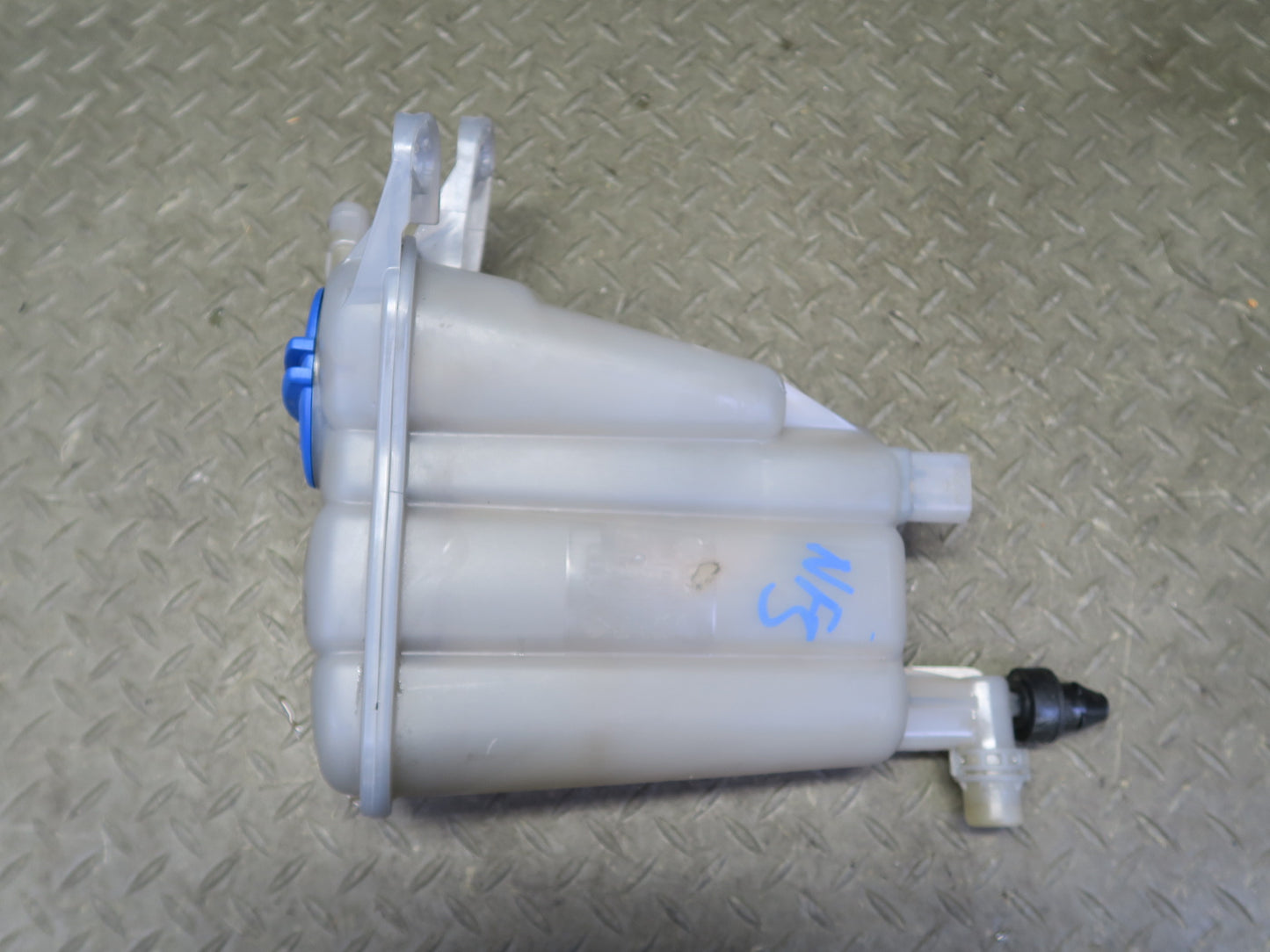 08-12 Audi 8T S5 4.2L Engine Coolant Expansion Overflow Reservoir Tank OEM