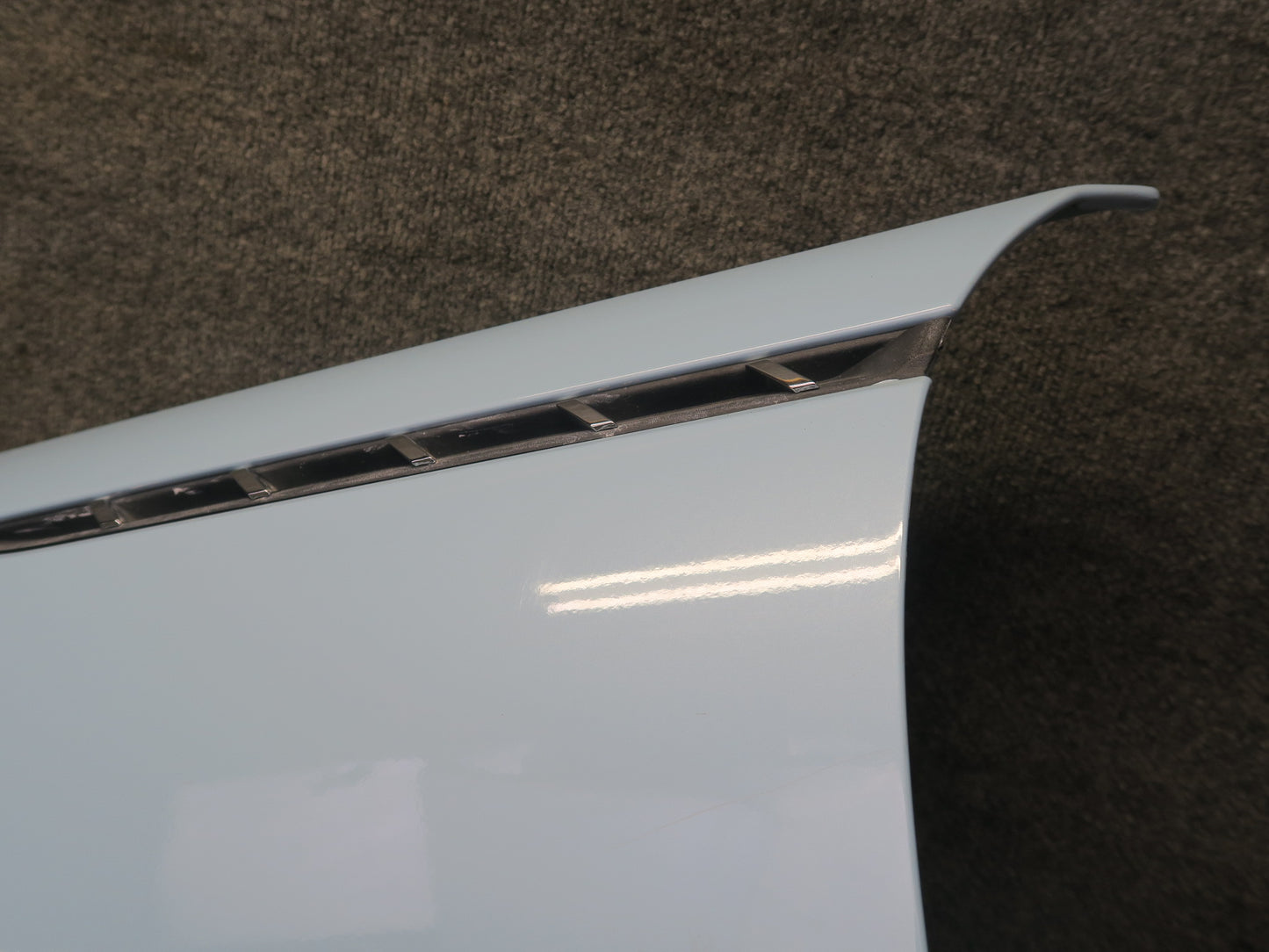 02-05 Ford Thunderbird Front Left Fender Shell Panel Cover Robins EGG Blue OEM