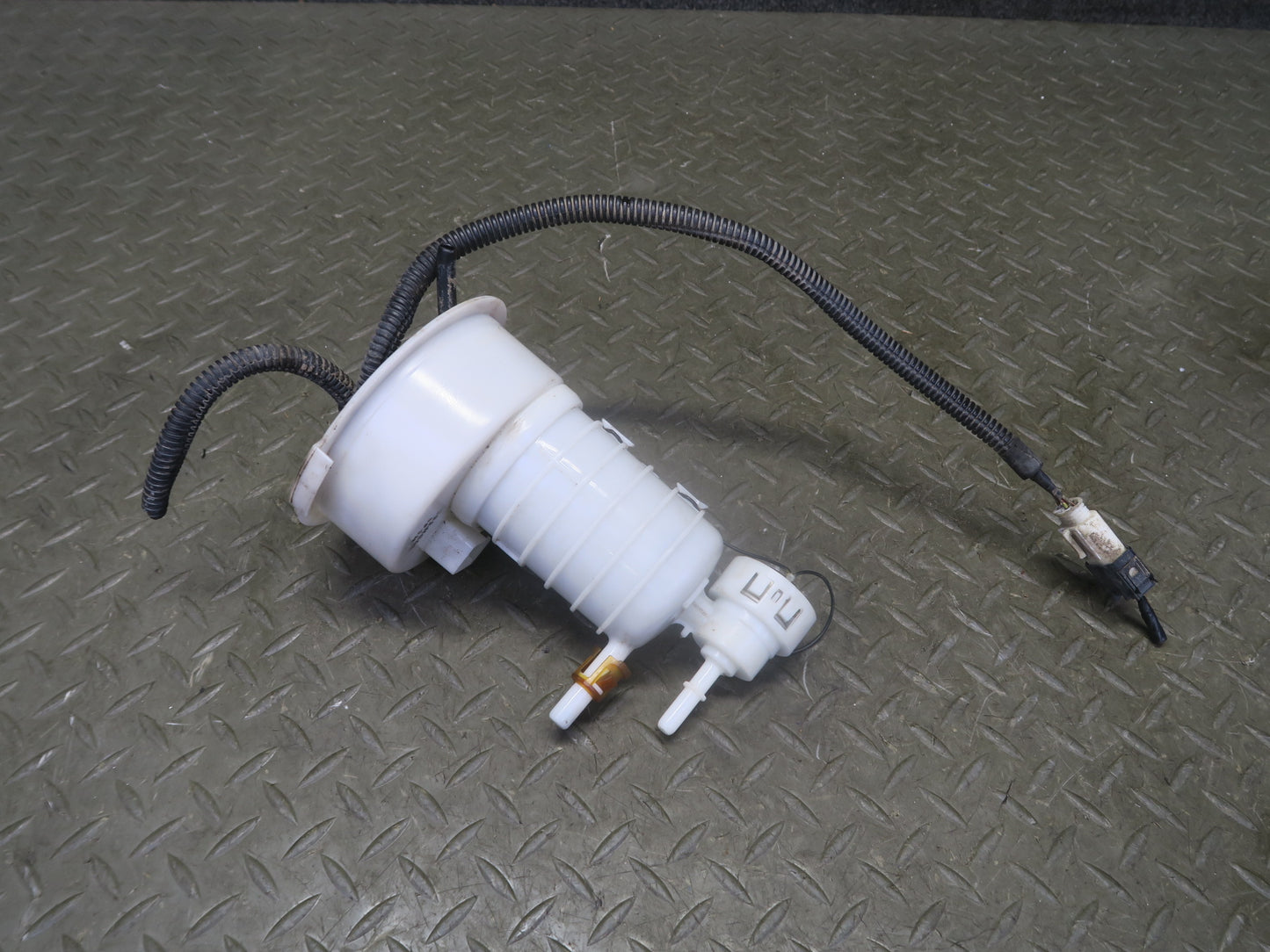 06-08 BMW E85 Z4 3.0L N52 Fuel Pump Level Sensor Sending Unit Set 105K Miles OEM