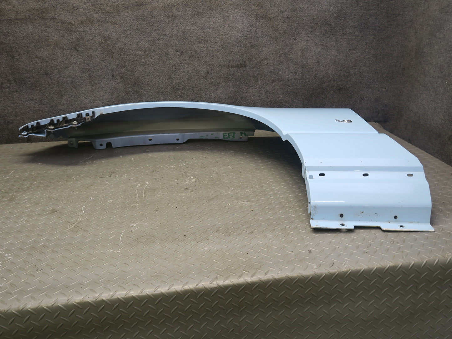 02-05 Ford Thunderbird Front Left Fender Shell Panel Cover Robins EGG Blue OEM