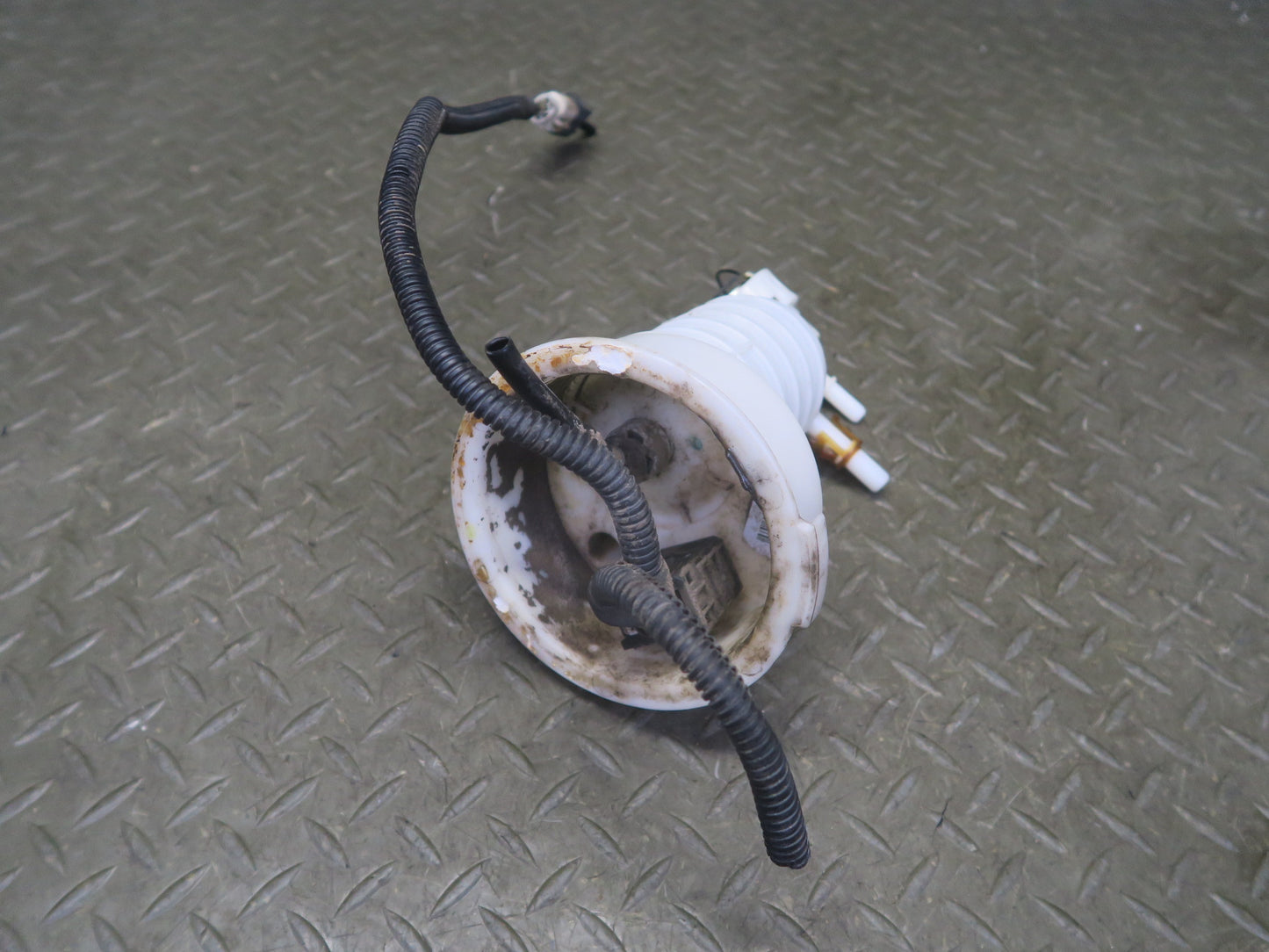 06-08 BMW E85 Z4 3.0L N52 Fuel Pump Level Sensor Sending Unit Set 105K Miles OEM
