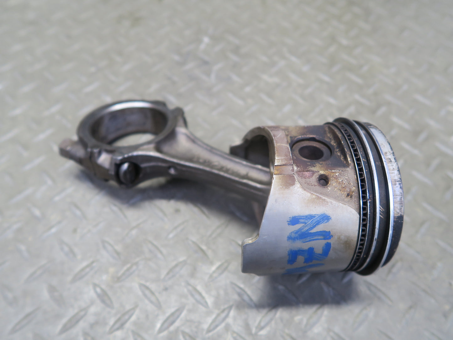 81-83 Datsun S130 280ZX 2.8L L28ET Turbo Engine Piston Connecting Rod 80K OEM