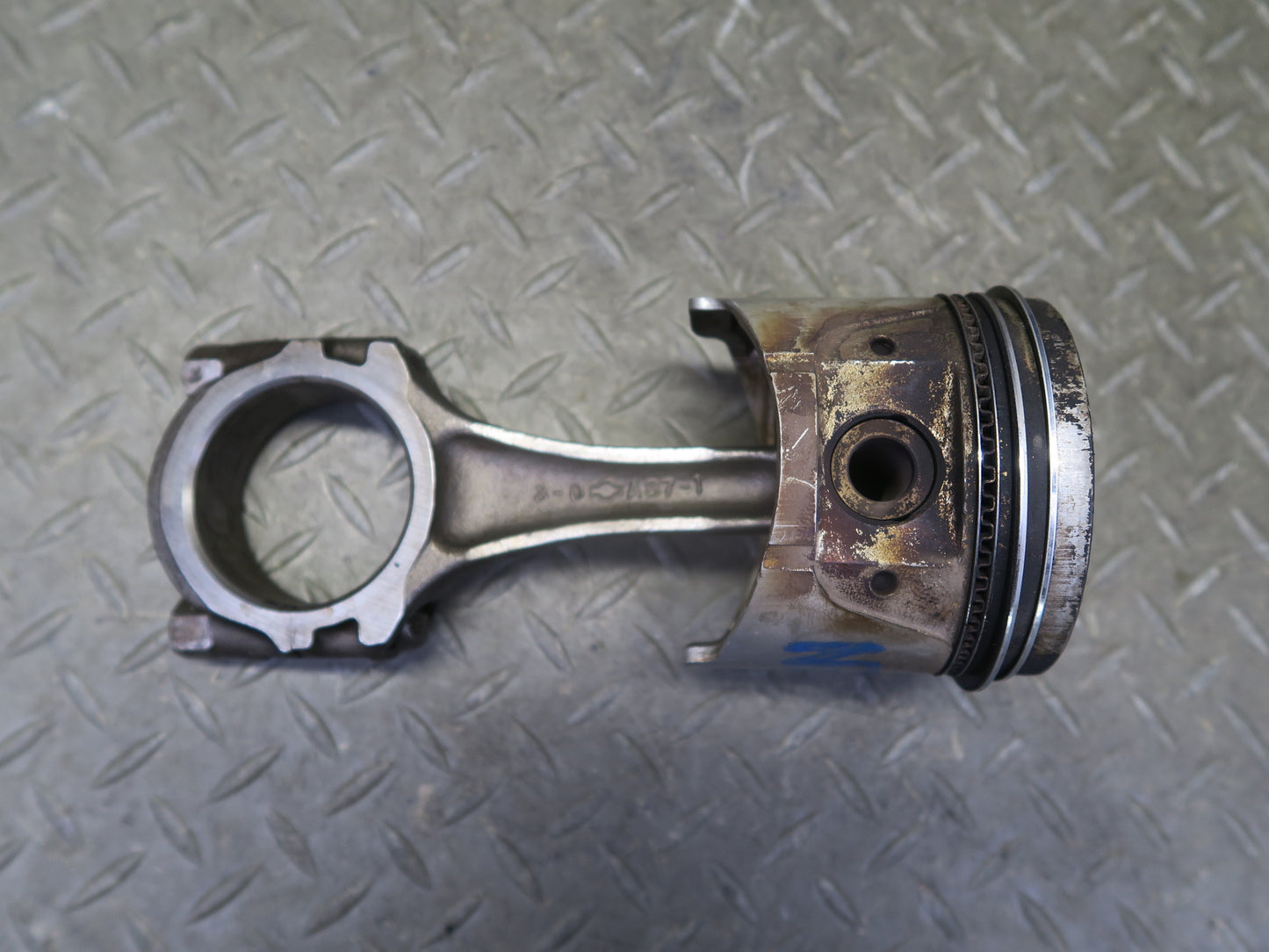 81-83 Datsun S130 280ZX 2.8L L28ET Turbo Engine Piston Connecting Rod 80K OEM