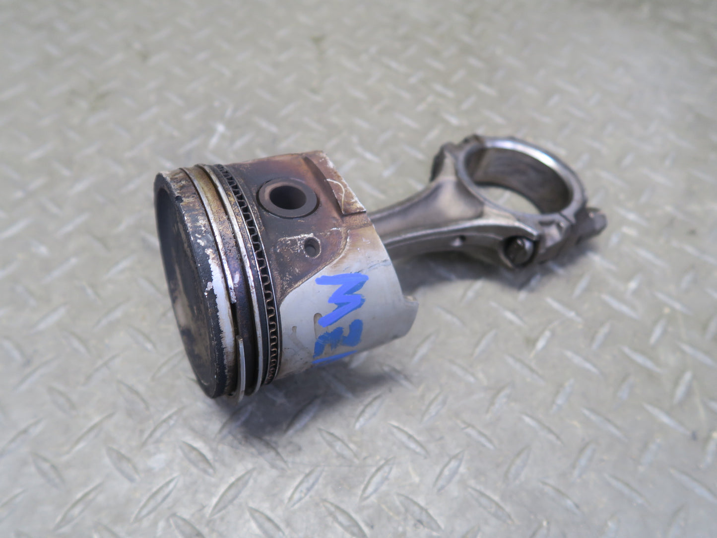 81-83 Datsun S130 280ZX 2.8L L28ET Turbo Engine Piston Connecting Rod 80K OEM