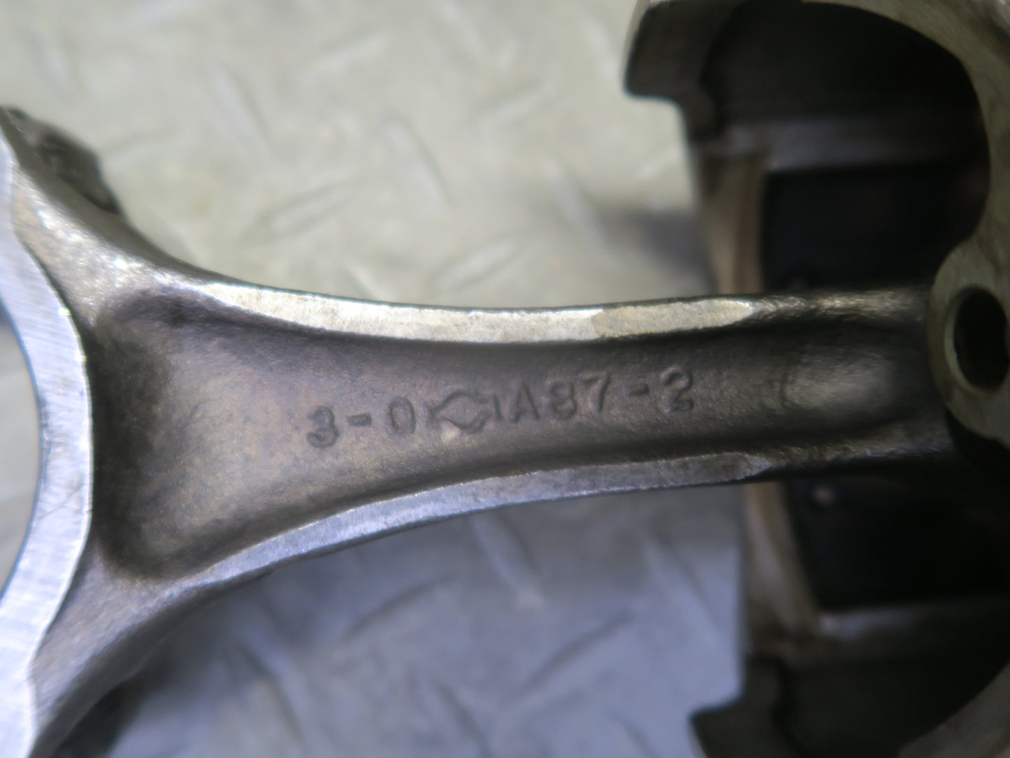 81-83 Datsun S130 280ZX 2.8L L28ET Turbo Engine Piston Connecting Rod 80K OEM
