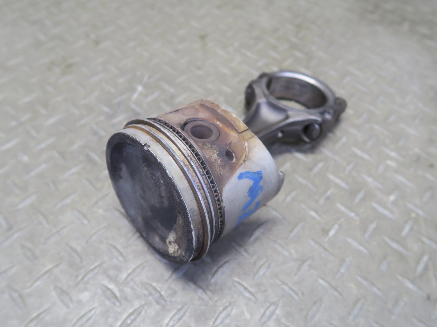81-83 Datsun S130 280ZX 2.8L L28ET Turbo Engine Piston Connecting Rod 80K OEM