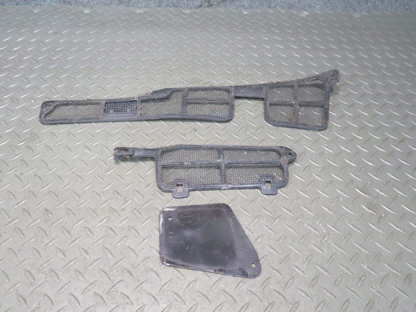 84-96 Chevrolet Corvette C4 Windshield Cowl Drain Screen Grille Plate Set OEM