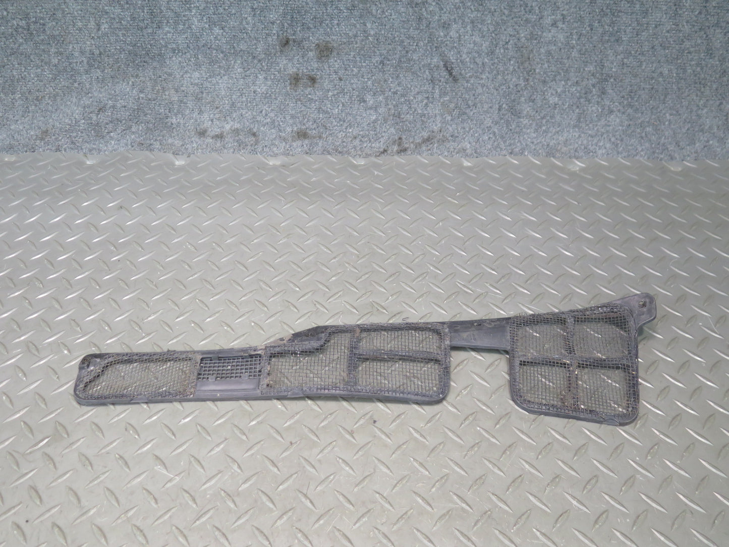 84-96 Chevrolet Corvette C4 Windshield Cowl Drain Screen Grille Plate Set OEM