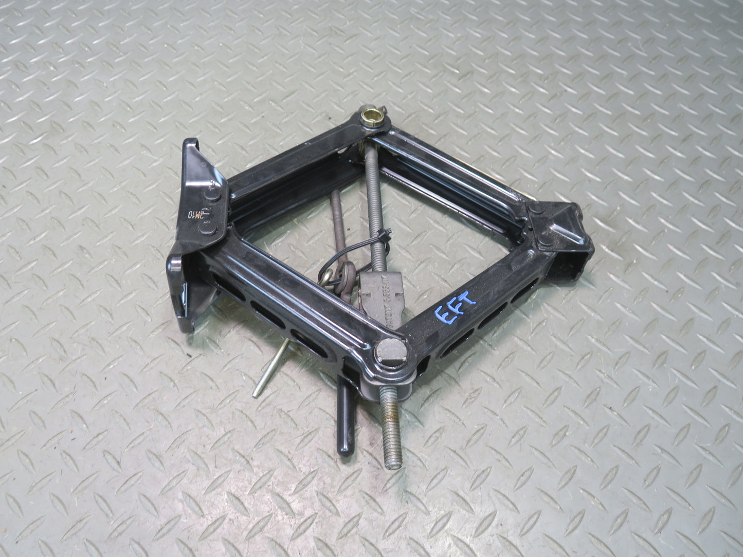 02-05 Ford Thunderbird Emergency Spare Tire Wrench Lift Jack Tool Set OEM