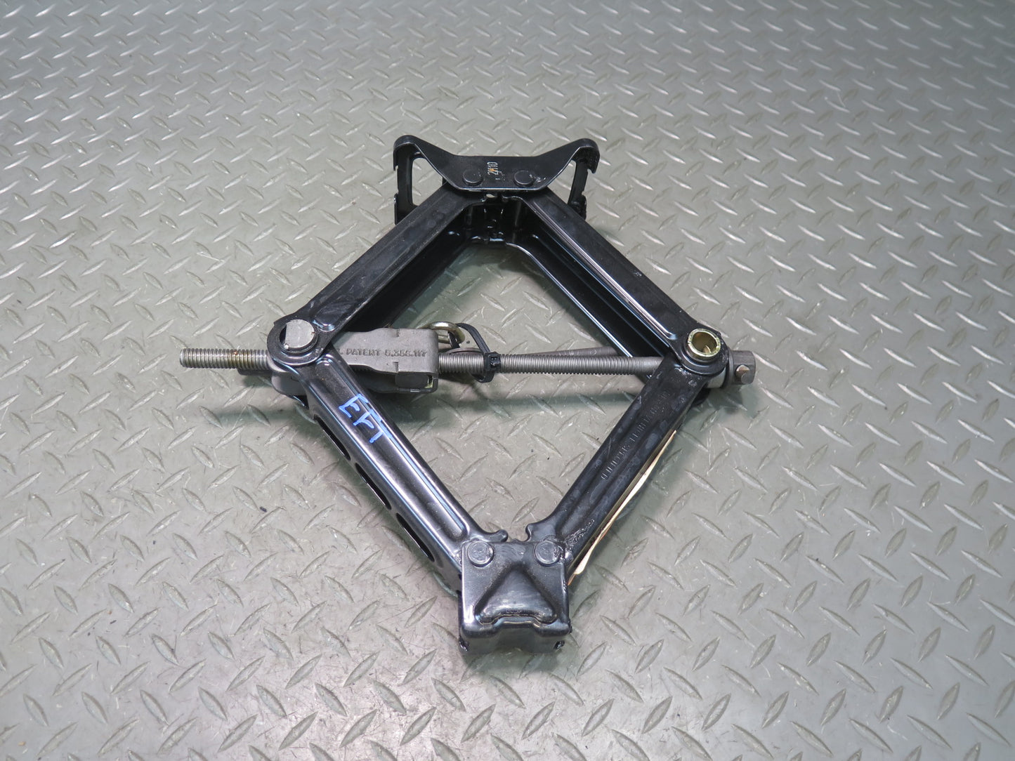 02-05 Ford Thunderbird Emergency Spare Tire Wrench Lift Jack Tool Set OEM