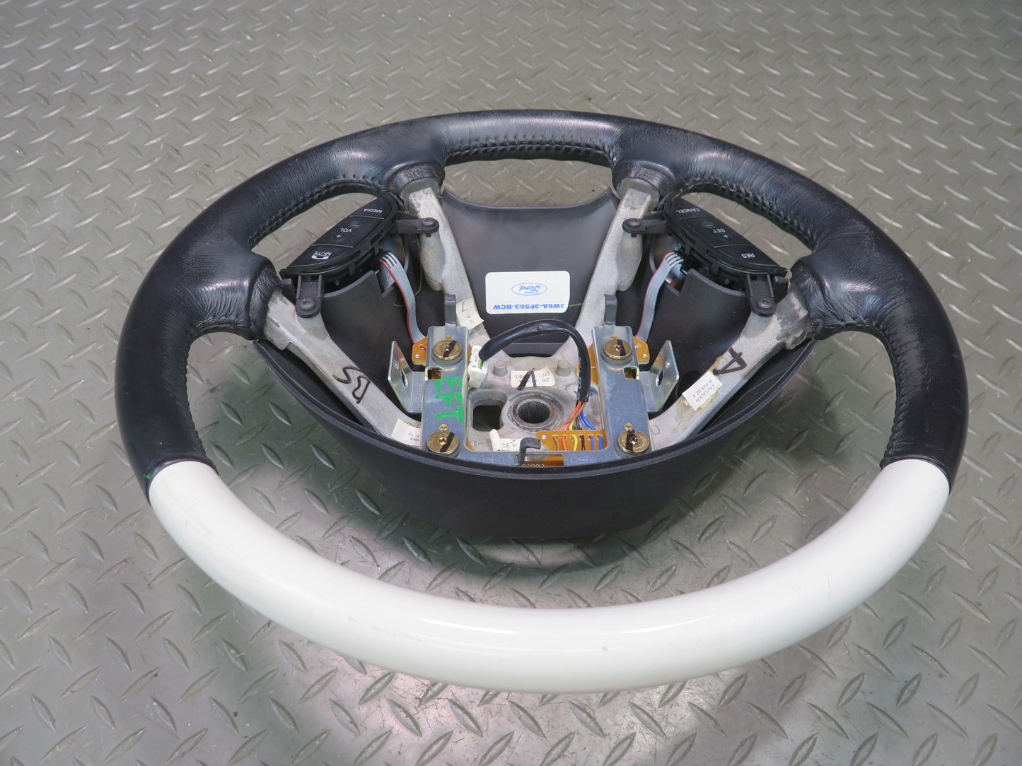 02-05 Ford Thunderbird Leather Steering w Controls 3W6A-3F563-BCW OEM