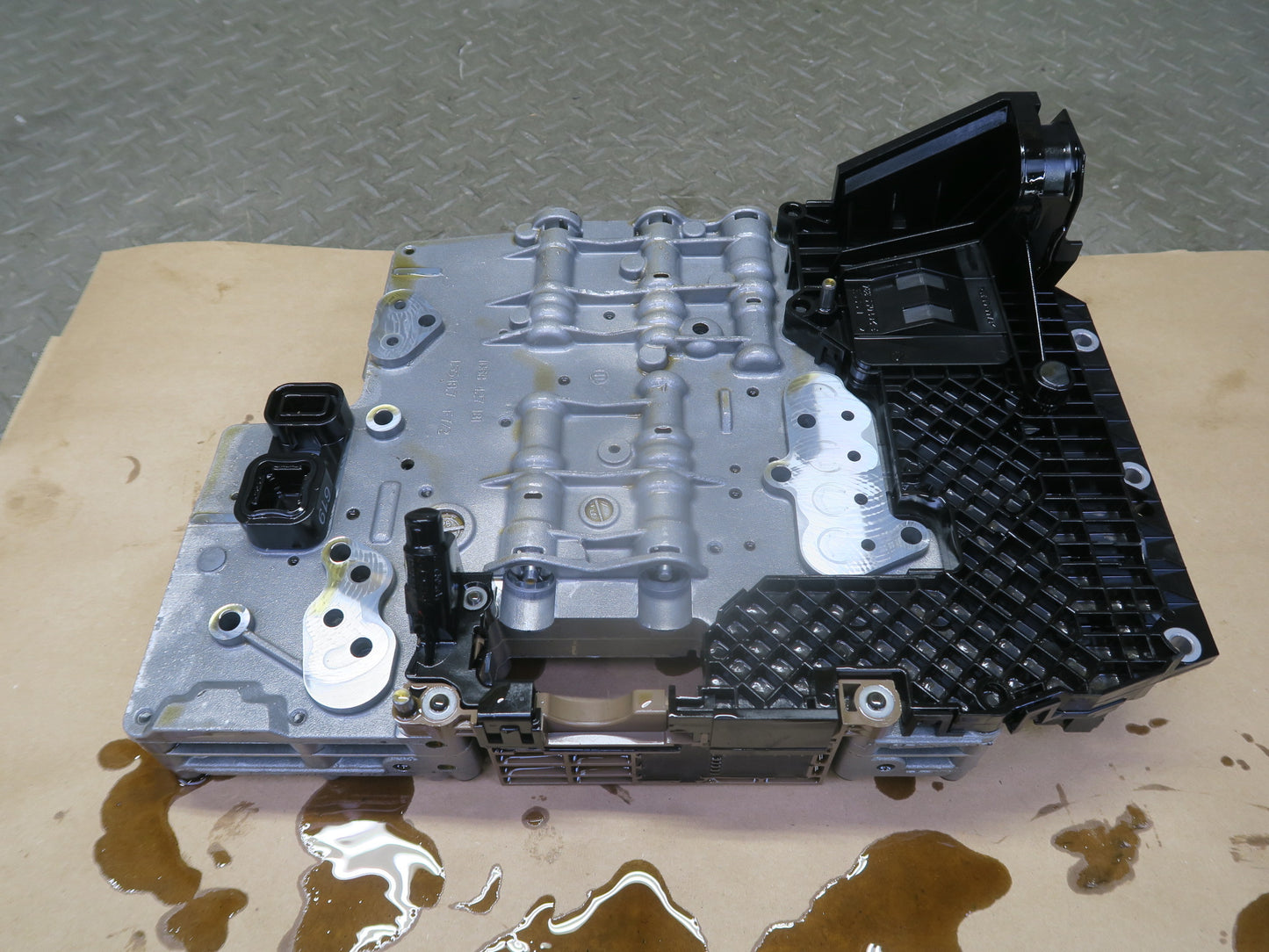 06-08 BMW E85 Z4 3.0L 6HP-19Z Automatic Transmission Valve Body Mechatronic OEM