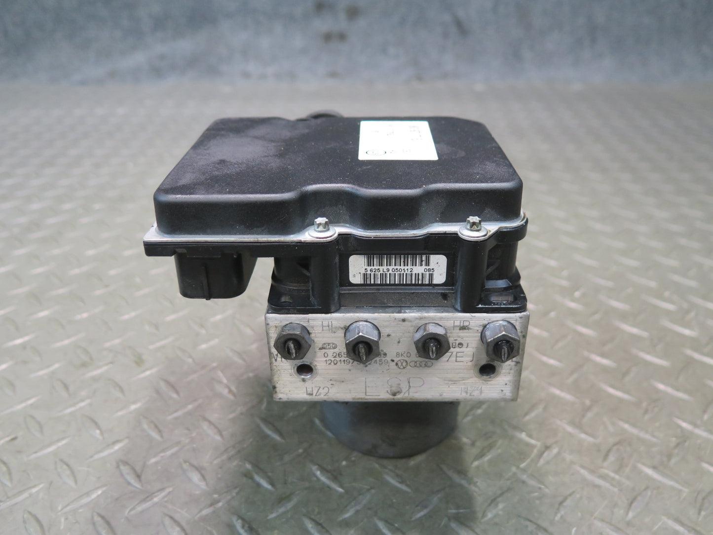 10-12 Audi B8 A5 S5 Anti Lock Brake ABS  Pump Module 8K0614517EJ OEM