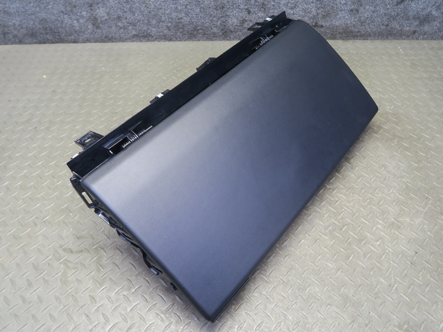 2014-2022 Range Rover Sport L494 Dash Glove Box Compartment Storage