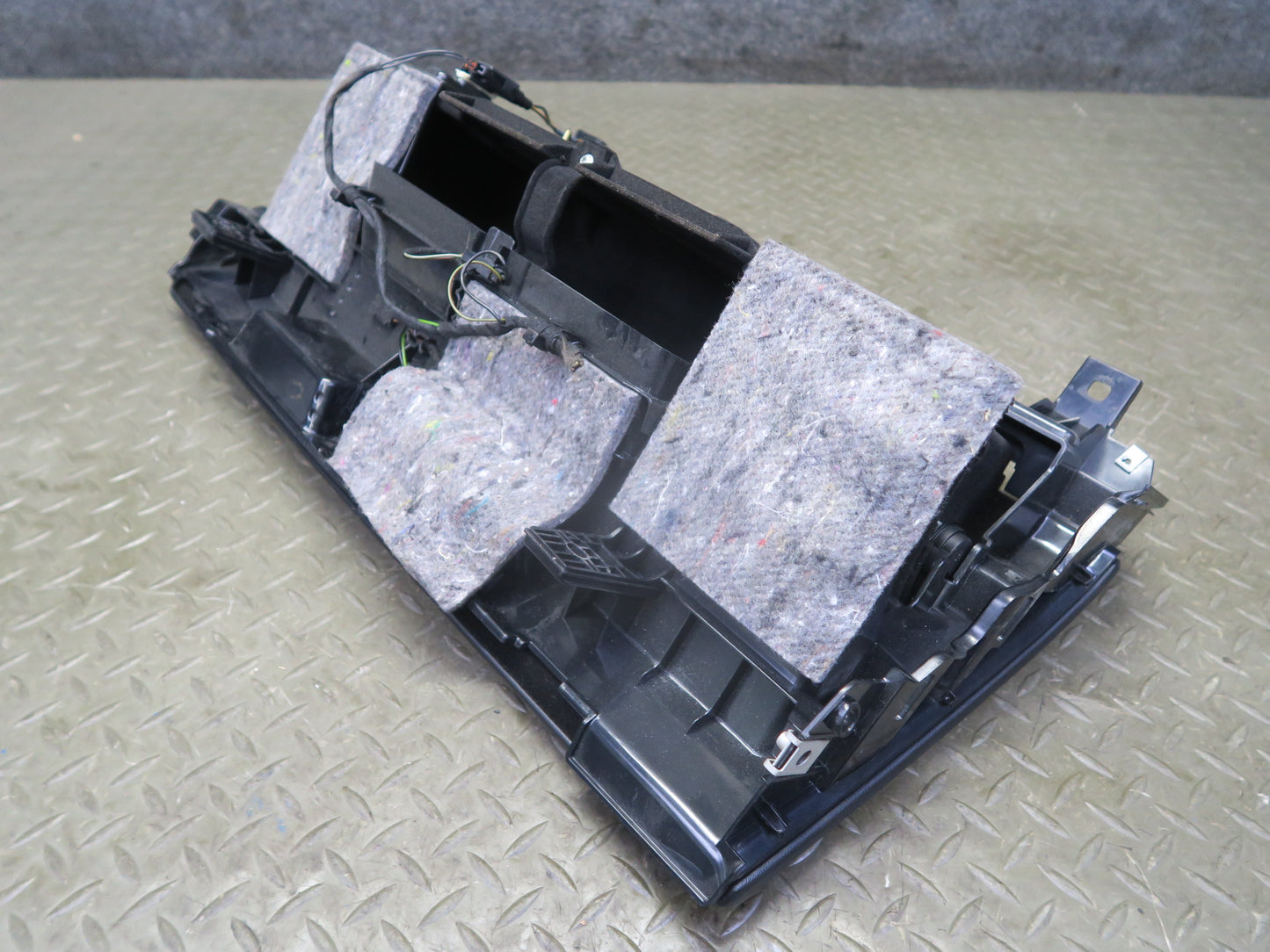 2014-2022 Range Rover Sport L494 Dash Glove Box Compartment Storage