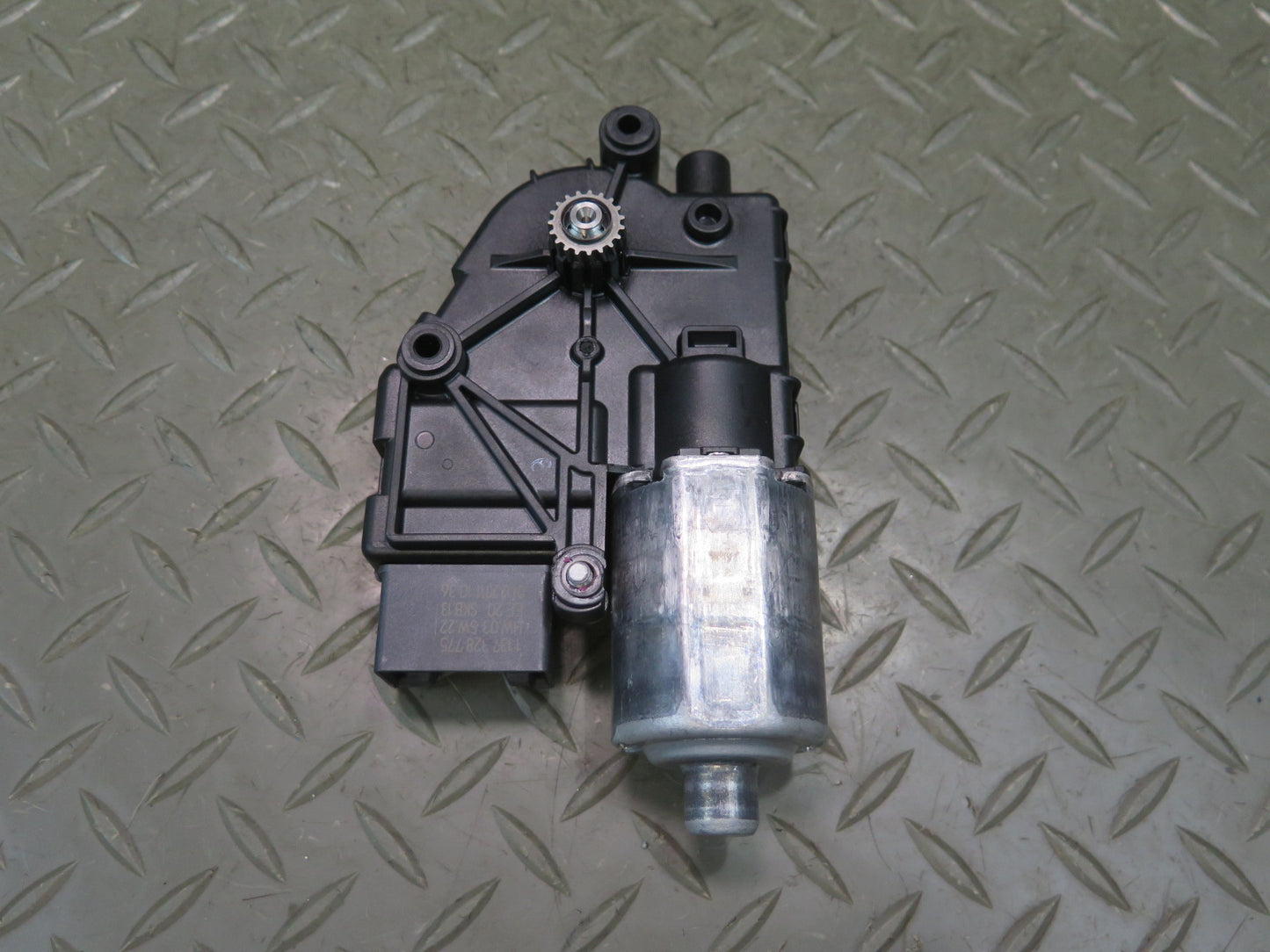 08-17 Audi B8 A5 S5 Sunroof Motor Srive Unit 8R0959591A OEM
