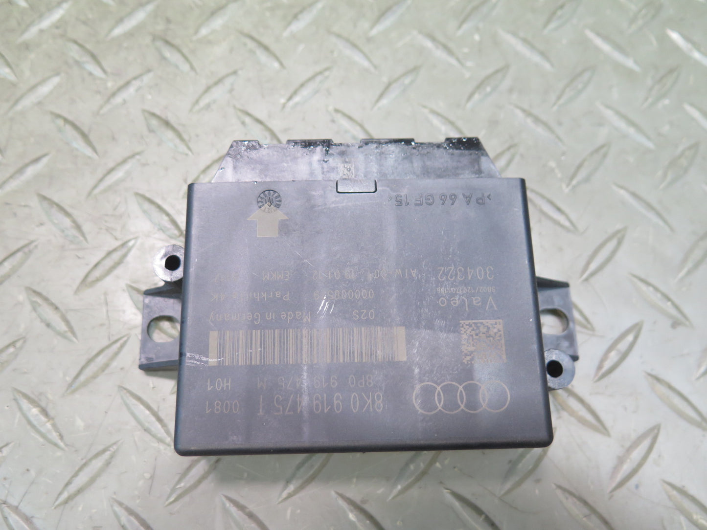 08-12 Audi 8T A5 S5 Parking Assist Distance Control Module 8K0919475T OEM