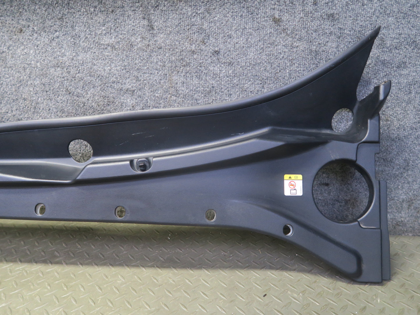 02-05 Ford Thunderbird Front Windshield Wiper Cowl Vent Trim Panel OEM
