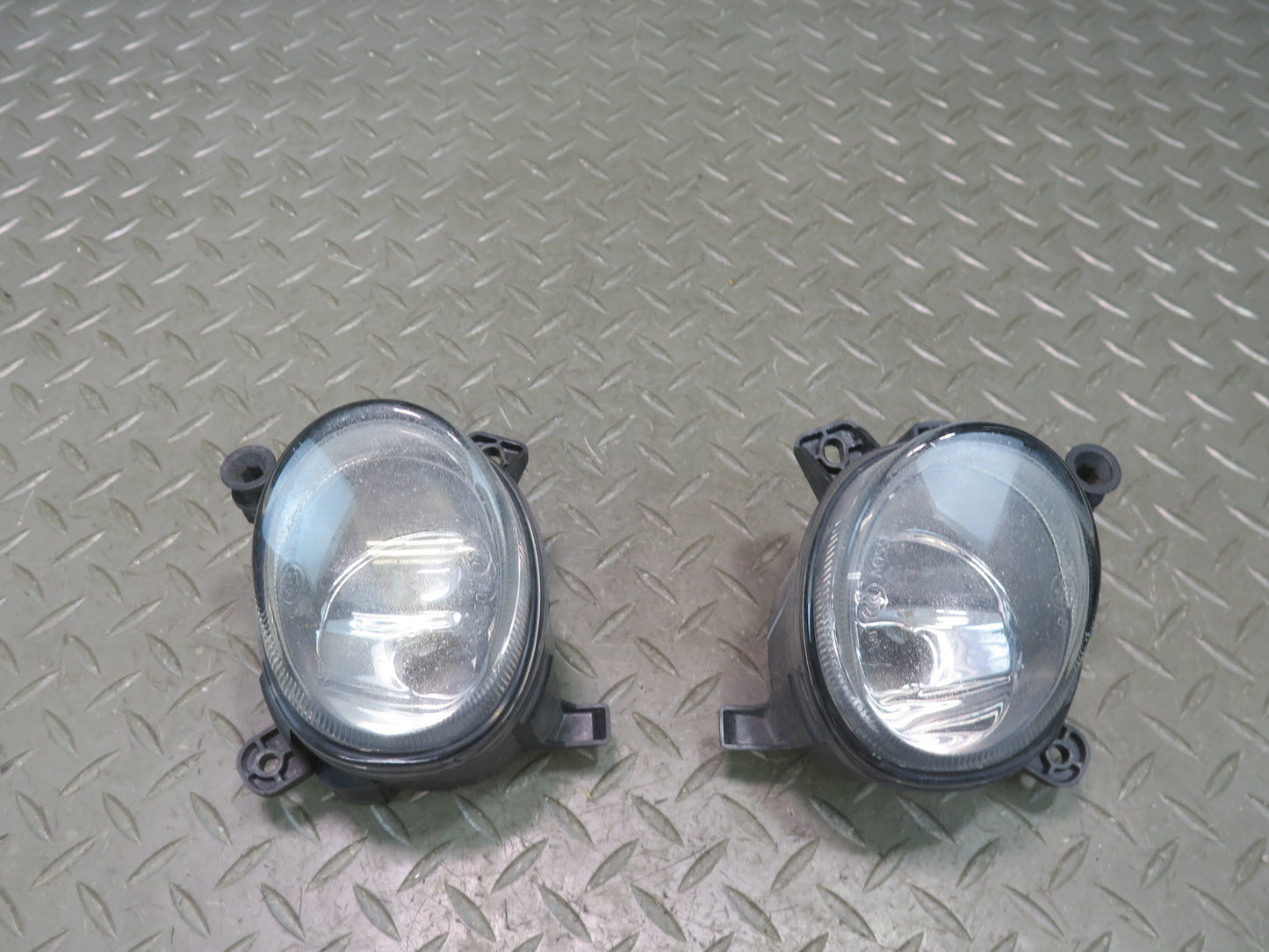 08-12 Audi 8T A5 S5 Set of 2 Front Left & Right Fog Light Lamp OEM