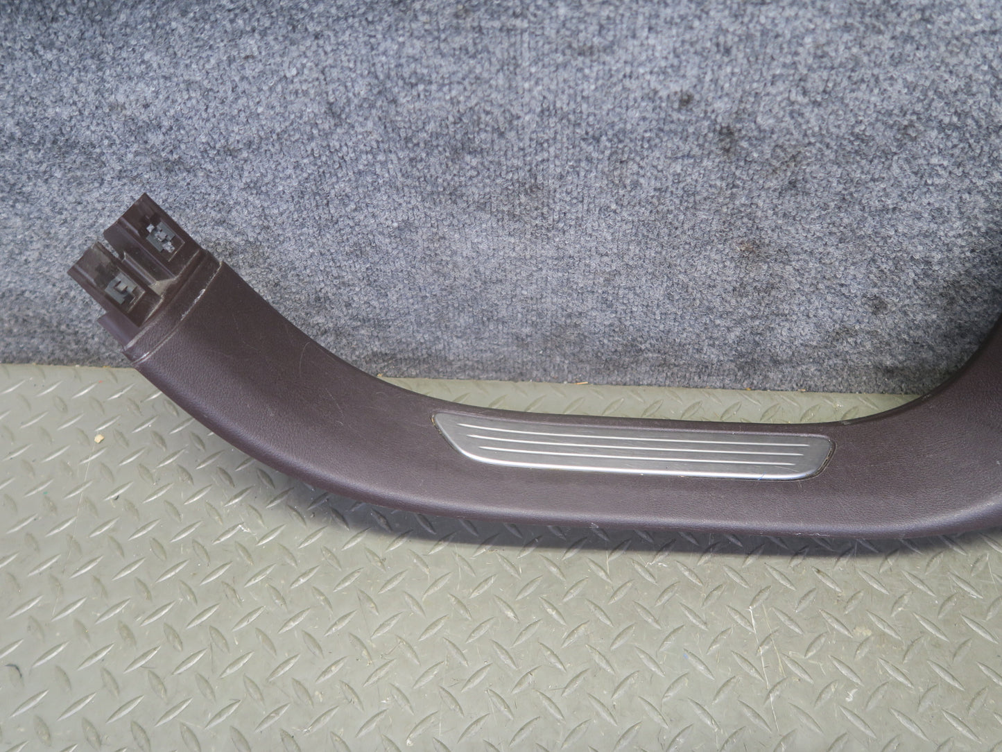 11-18 Porsche Cayenne 958 Right Left Side B Pillar Lower Trim Cover Panel Set