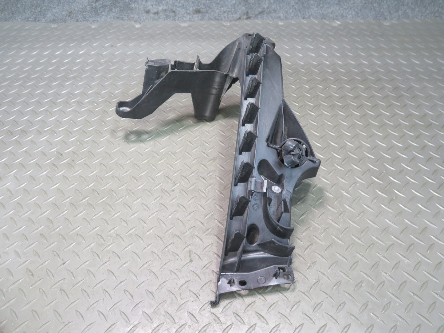 08-12 Audi 8T A5 S5 Front Headlight Mount Bracket Support Nozzle JET Set OEM