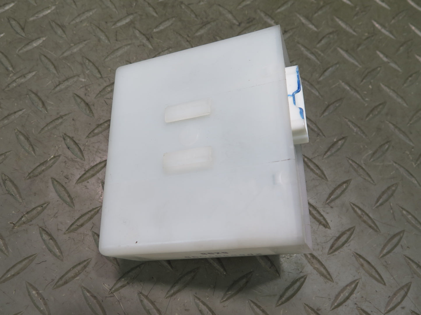 96-98 Nissan Stagea WGC34 Keyless Controller Unit 285950V005 OEM